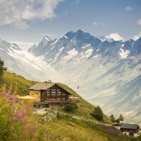Alpenhotel Zur Wildi Lauchernalp Wiler المظهر الخارجي الصورة