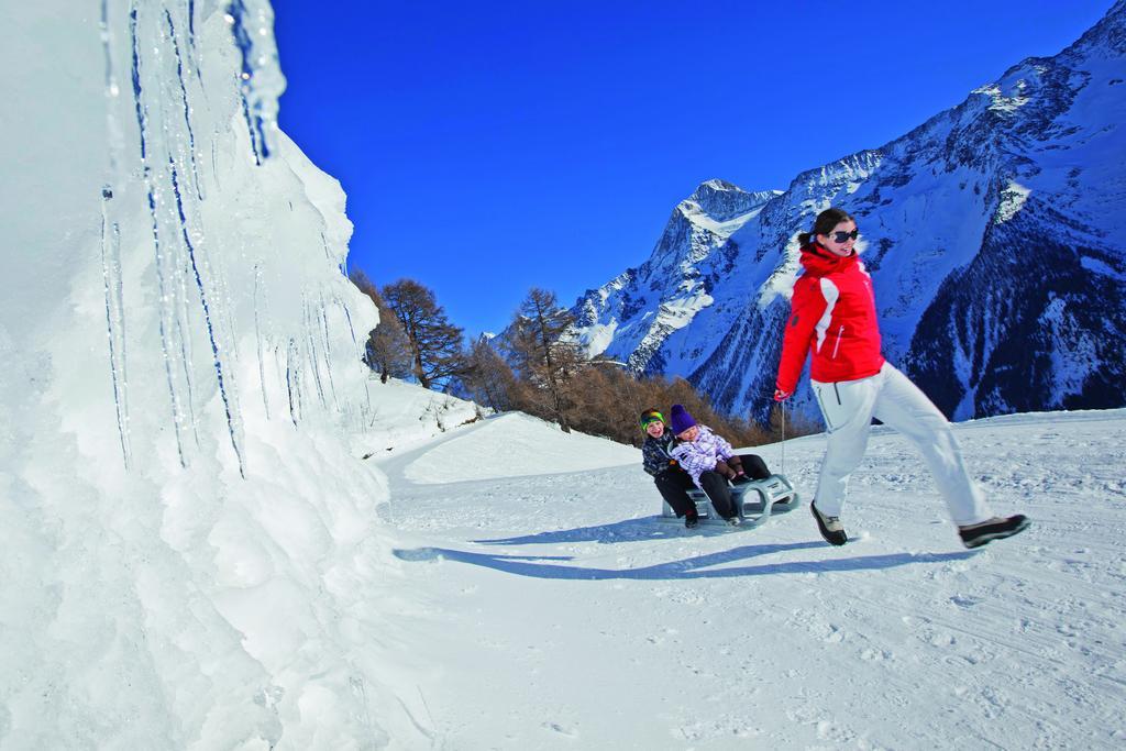Alpenhotel Zur Wildi Lauchernalp Wiler المظهر الخارجي الصورة