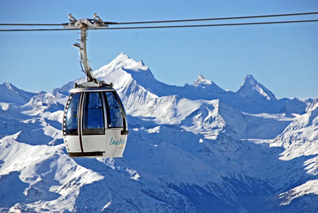 Alpenhotel Zur Wildi Lauchernalp Wiler المظهر الخارجي الصورة